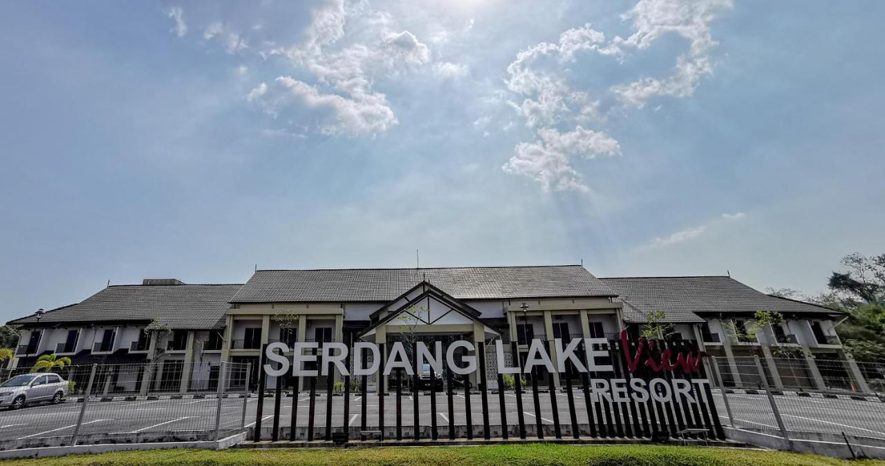Serdang Lake View Resort Sungai Kechil Eksteriør bilde