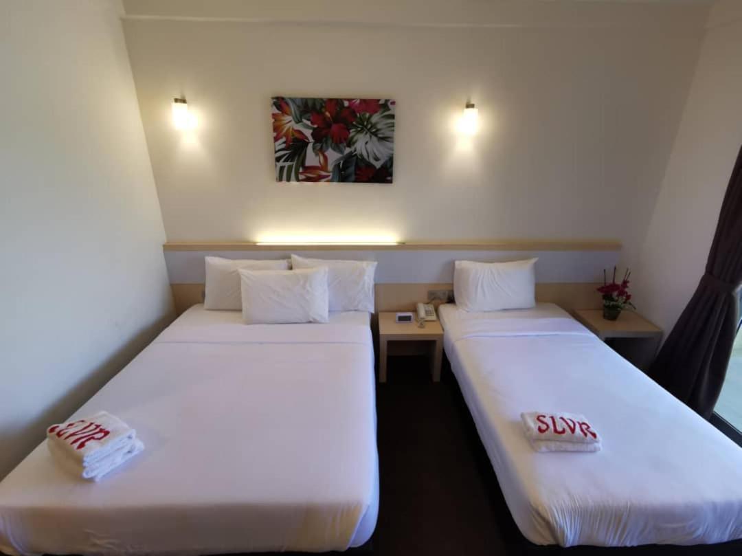 Serdang Lake View Resort Sungai Kechil Eksteriør bilde
