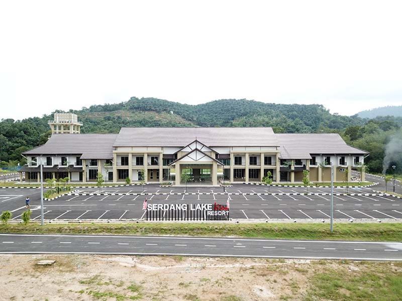 Serdang Lake View Resort Sungai Kechil Eksteriør bilde